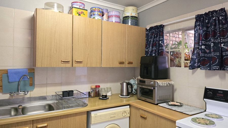 3 Bedroom Property for Sale in Annlin Gauteng