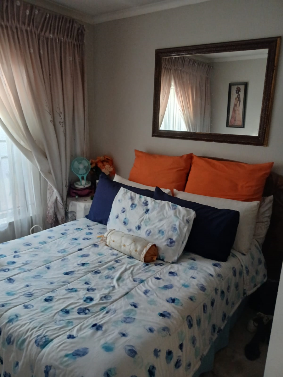 To Let 3 Bedroom Property for Rent in Meadowlands East Gauteng