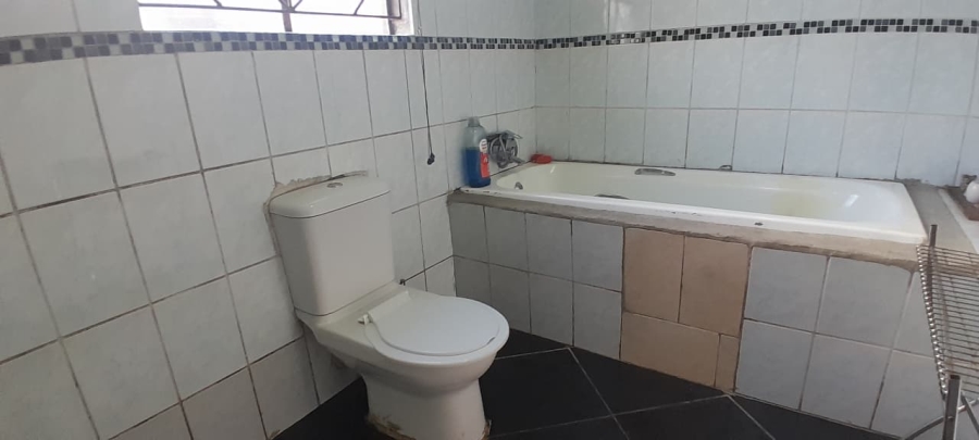 To Let 1 Bedroom Property for Rent in Sharpeville Gauteng