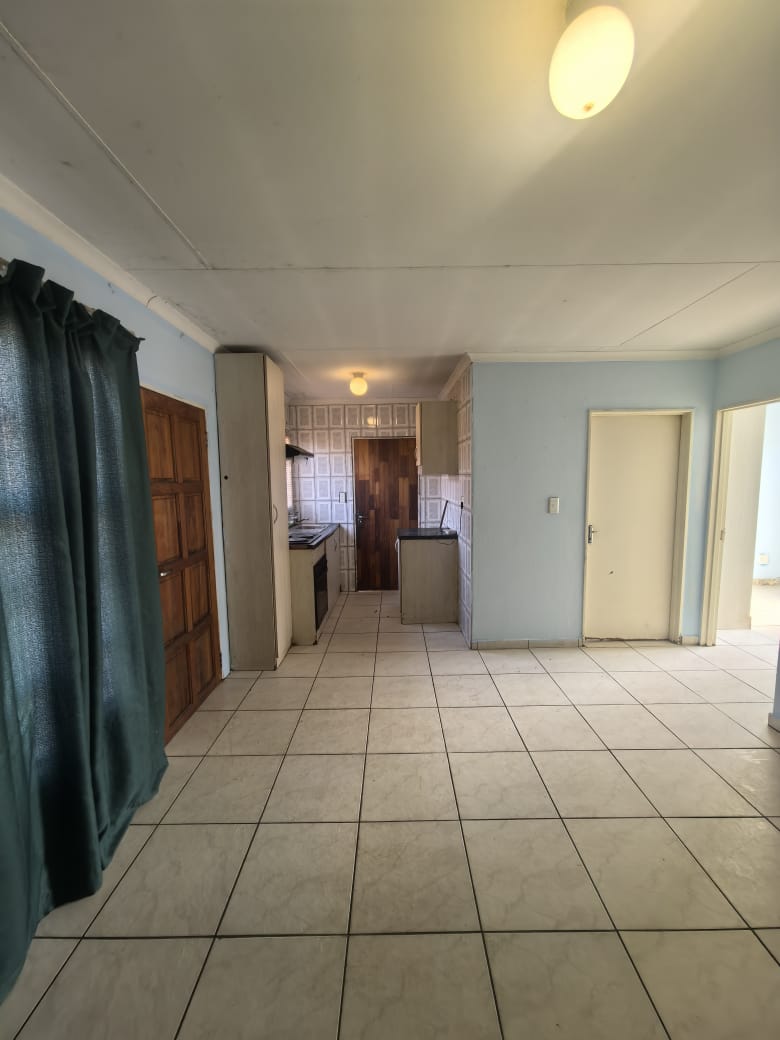 To Let 0 Bedroom Property for Rent in Fleurhof Gauteng