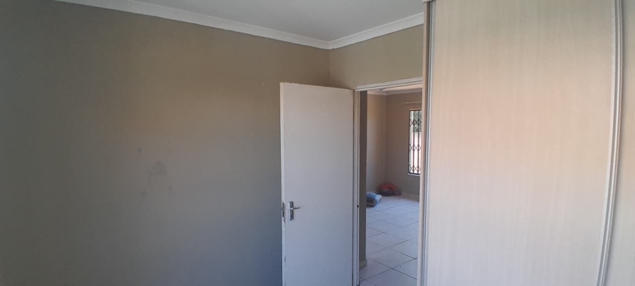 2 Bedroom Property for Sale in Fleurhof Gauteng