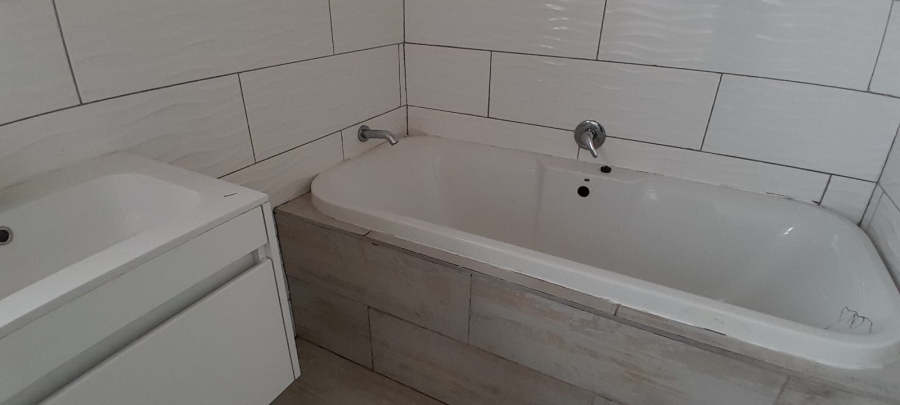 3 Bedroom Property for Sale in Lenasia Ext 7 Gauteng