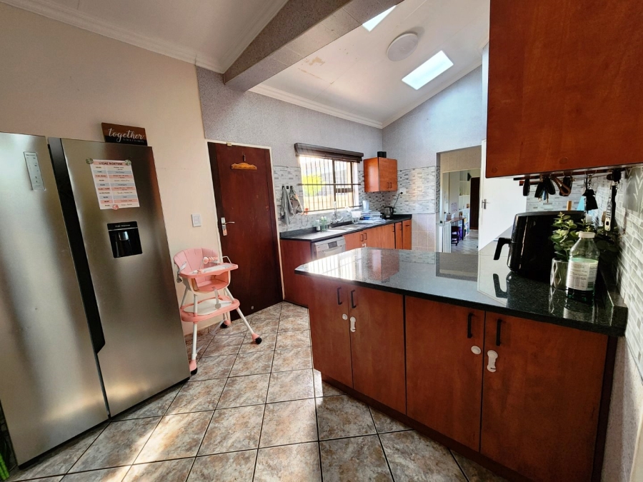 3 Bedroom Property for Sale in Annlin Gauteng