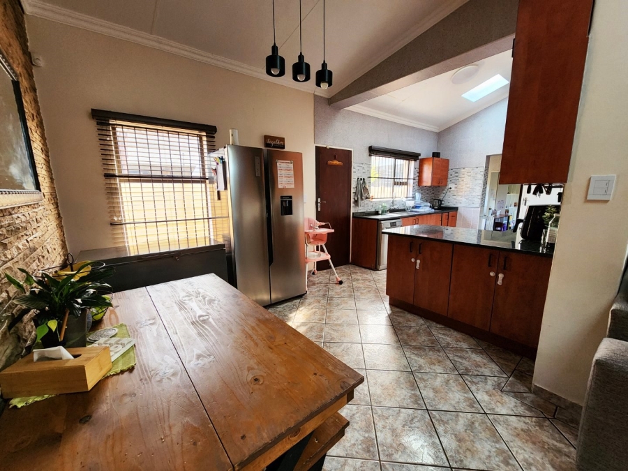 3 Bedroom Property for Sale in Annlin Gauteng