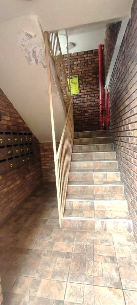 2 Bedroom Property for Sale in Pretoria North Gauteng