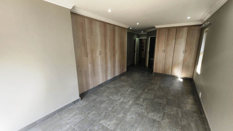 4 Bedroom Property for Sale in Doornpoort and surrounds Gauteng