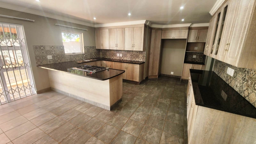 4 Bedroom Property for Sale in Doornpoort and surrounds Gauteng