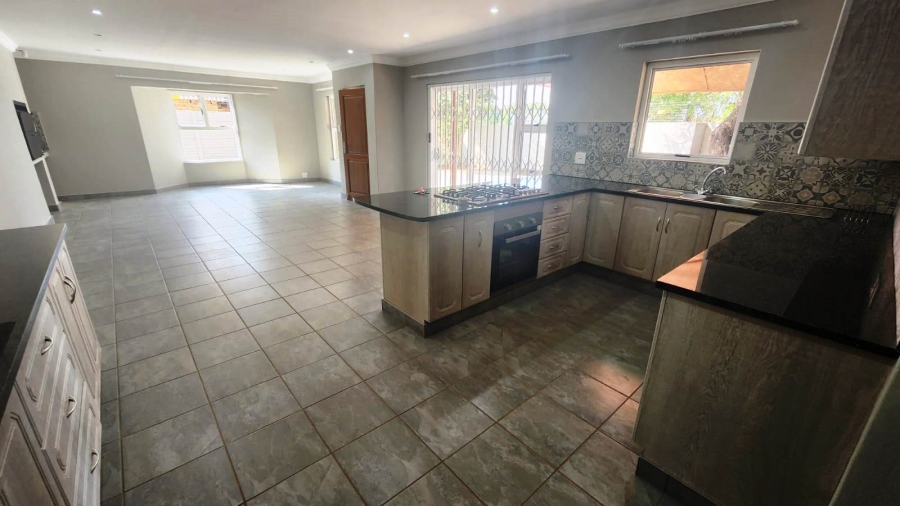 4 Bedroom Property for Sale in Doornpoort and surrounds Gauteng