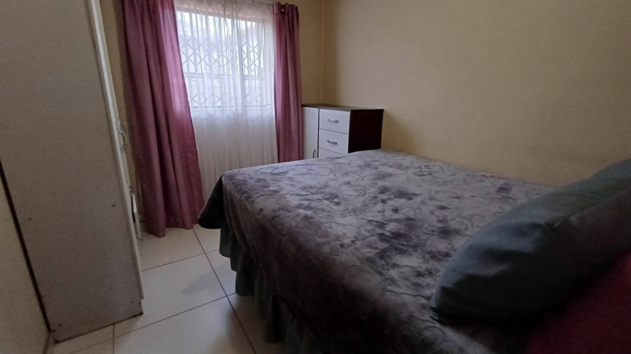 2 Bedroom Property for Sale in Clayville Industria Gauteng