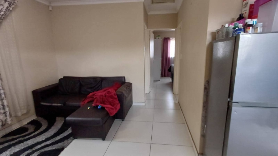 2 Bedroom Property for Sale in Clayville Industria Gauteng