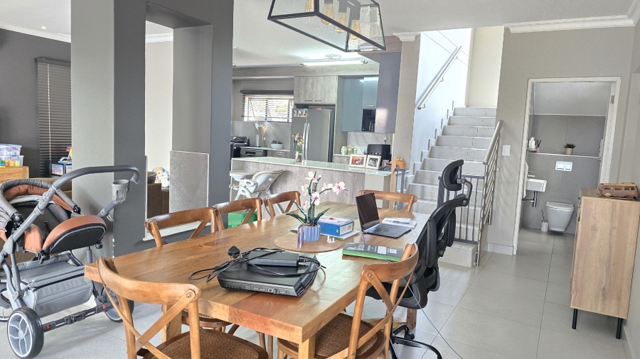 4 Bedroom Property for Sale in Sinoville Gauteng