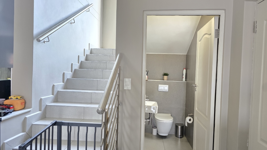 4 Bedroom Property for Sale in Sinoville Gauteng