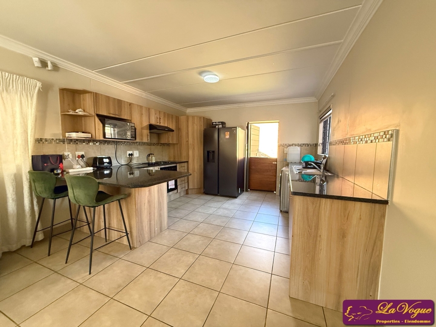 3 Bedroom Property for Sale in Equestria Gauteng