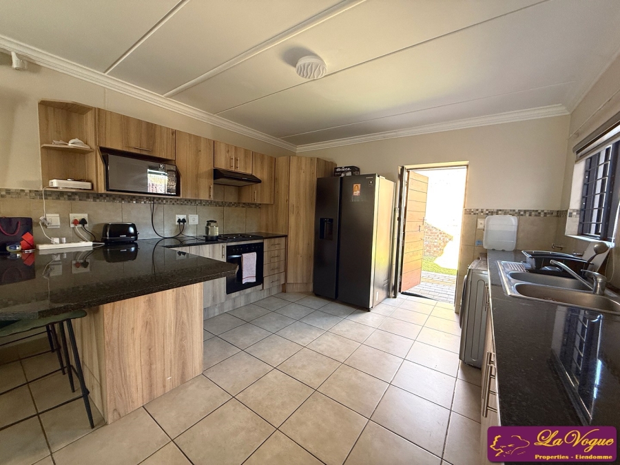 3 Bedroom Property for Sale in Equestria Gauteng