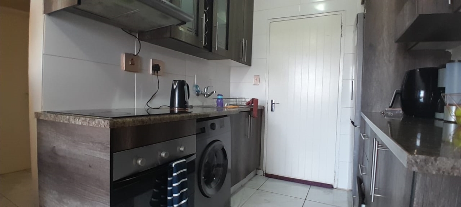 2 Bedroom Property for Sale in Fleurhof Gauteng