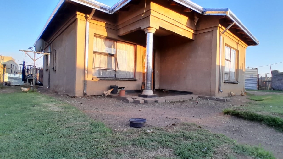 3 Bedroom Property for Sale in Tshepiso Gauteng