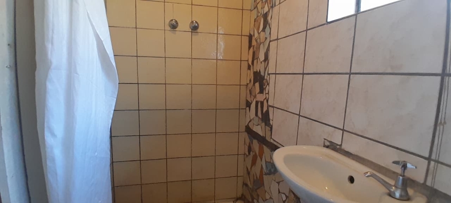 To Let 1 Bedroom Property for Rent in Creswell Park Gauteng
