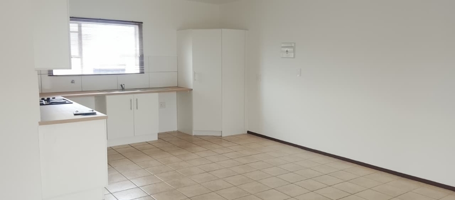2 Bedroom Property for Sale in Bardene Gauteng