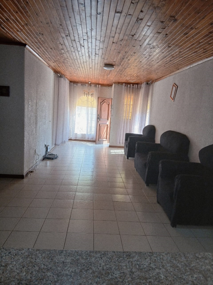 To Let 3 Bedroom Property for Rent in Lenasia Ext 1 Gauteng