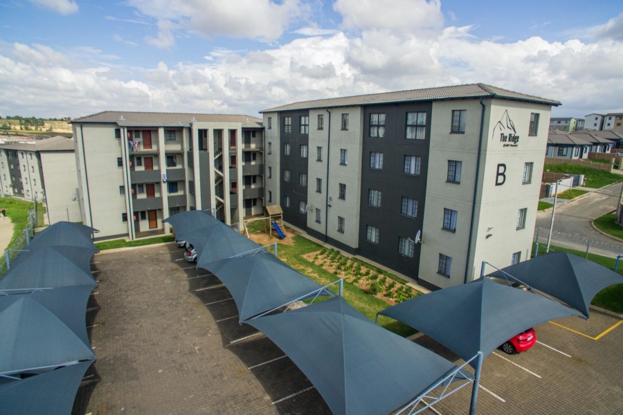 To Let 2 Bedroom Property for Rent in Fleurhof Gauteng