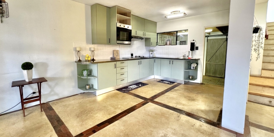 3 Bedroom Property for Sale in Elarduspark Ext 3 Gauteng