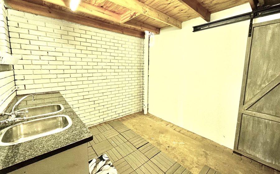 3 Bedroom Property for Sale in Elarduspark Ext 3 Gauteng