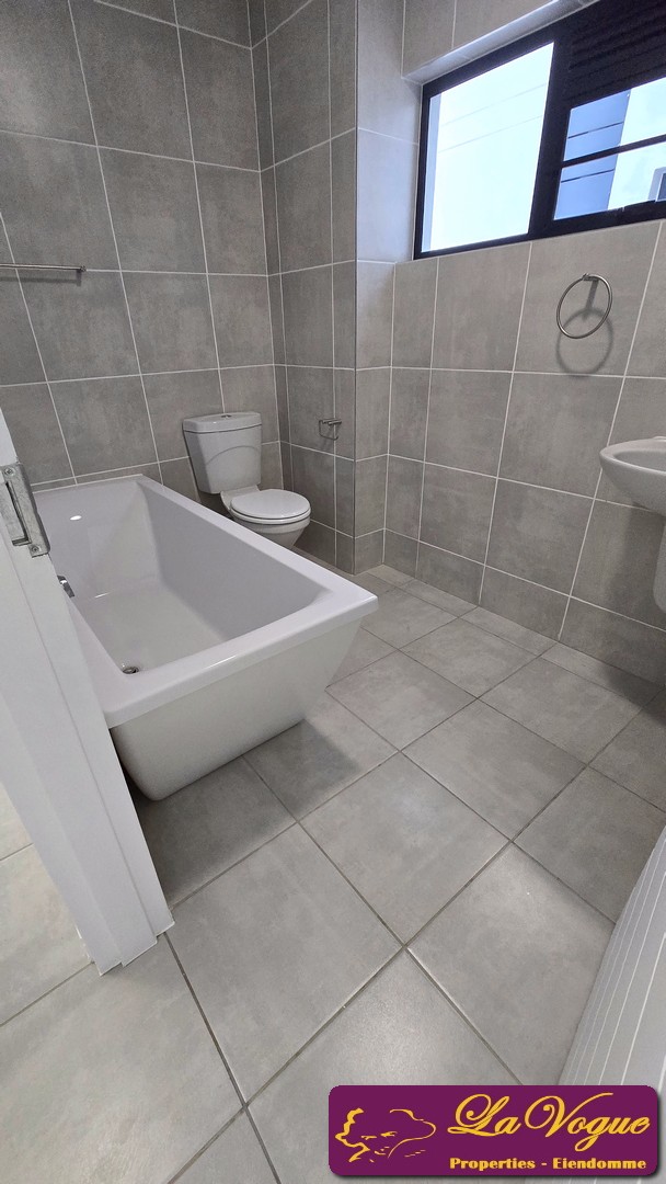 3 Bedroom Property for Sale in Mooikloof Glen Gauteng