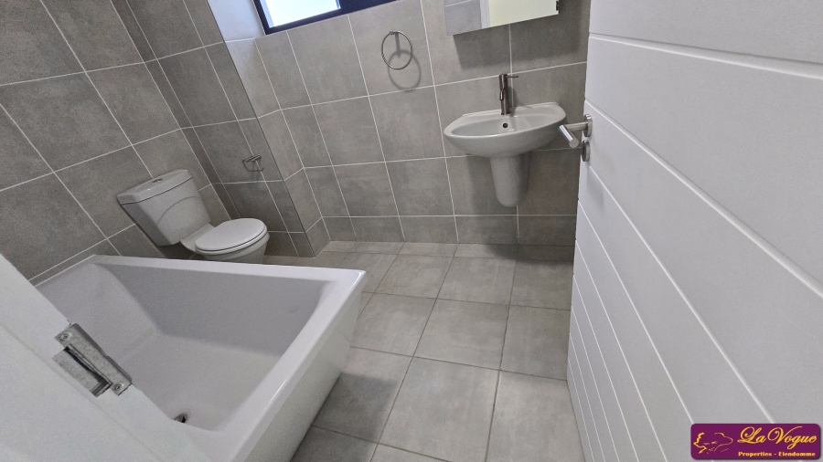 3 Bedroom Property for Sale in Mooikloof Glen Gauteng