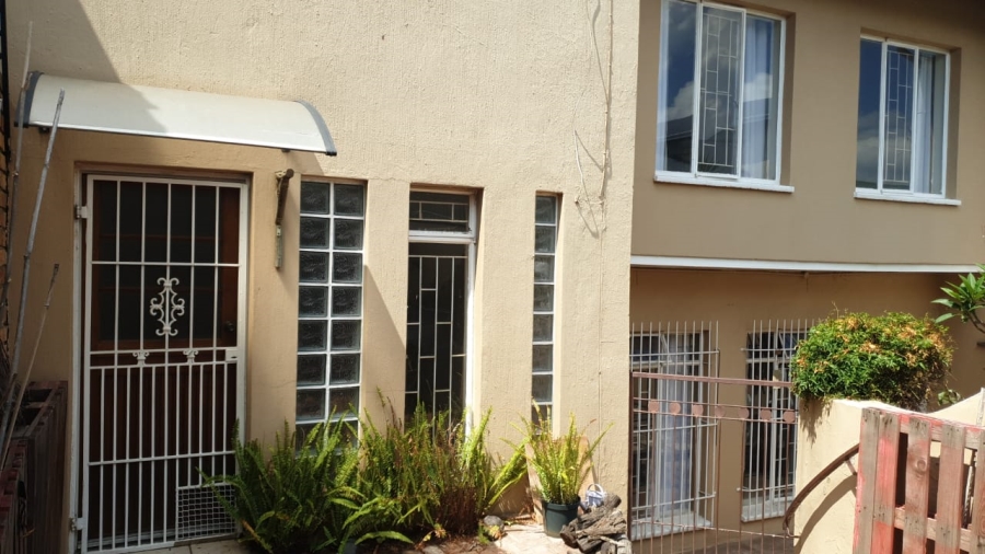 To Let 1 Bedroom Property for Rent in Primrose Gauteng