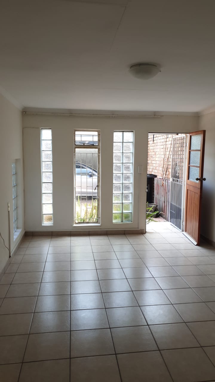 To Let 1 Bedroom Property for Rent in Primrose Gauteng
