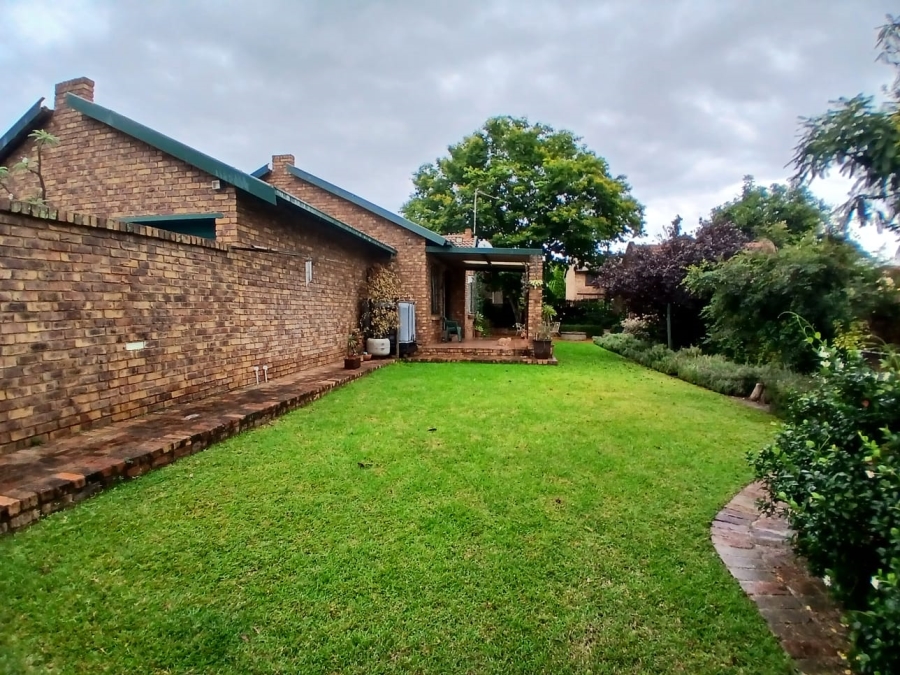 3 Bedroom Property for Sale in Highveld Gauteng