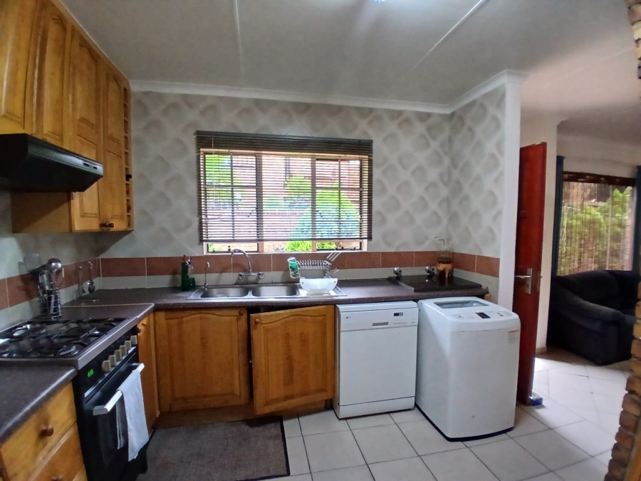 3 Bedroom Property for Sale in Highveld Gauteng