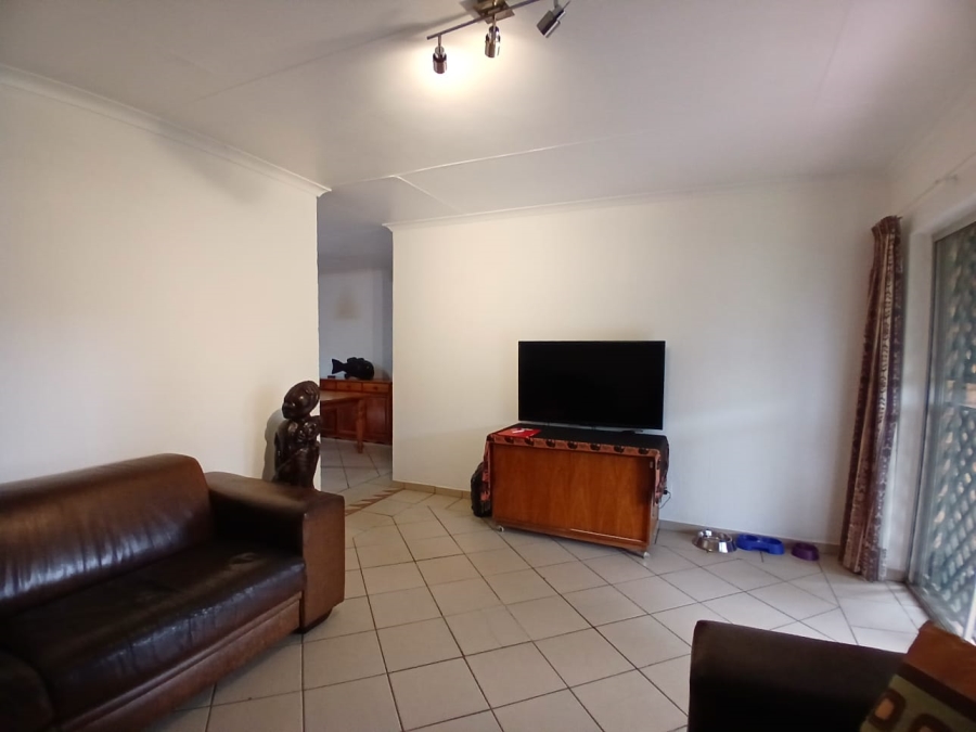 3 Bedroom Property for Sale in Highveld Gauteng