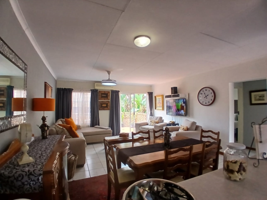 2 Bedroom Property for Sale in Zwartkop Gauteng