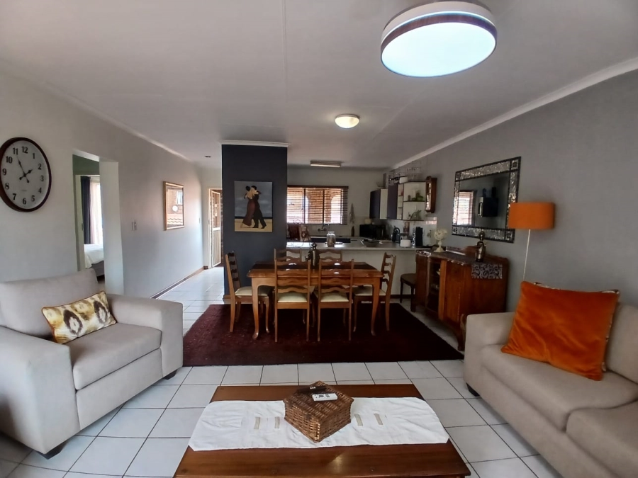 2 Bedroom Property for Sale in Zwartkop Gauteng