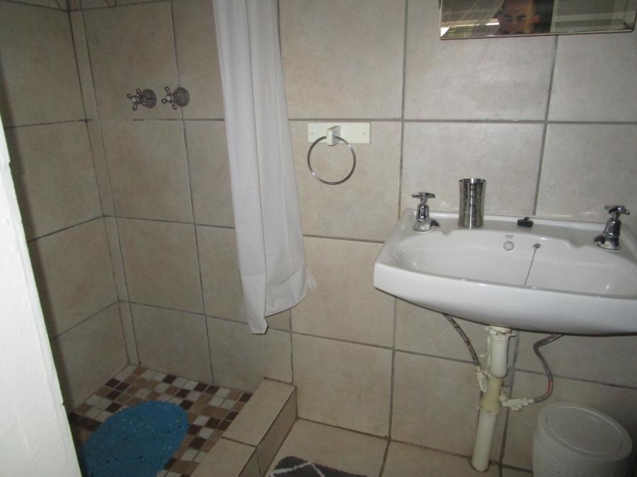 1 Bedroom Property for Sale in Lyttelton Manor Gauteng