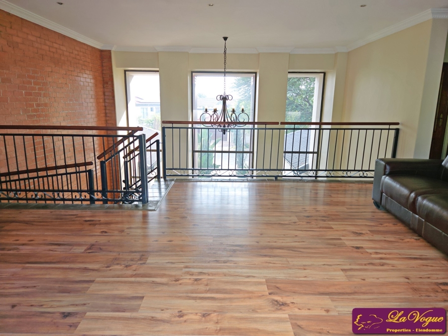 To Let 4 Bedroom Property for Rent in Blue Valley Golf Estate Gauteng