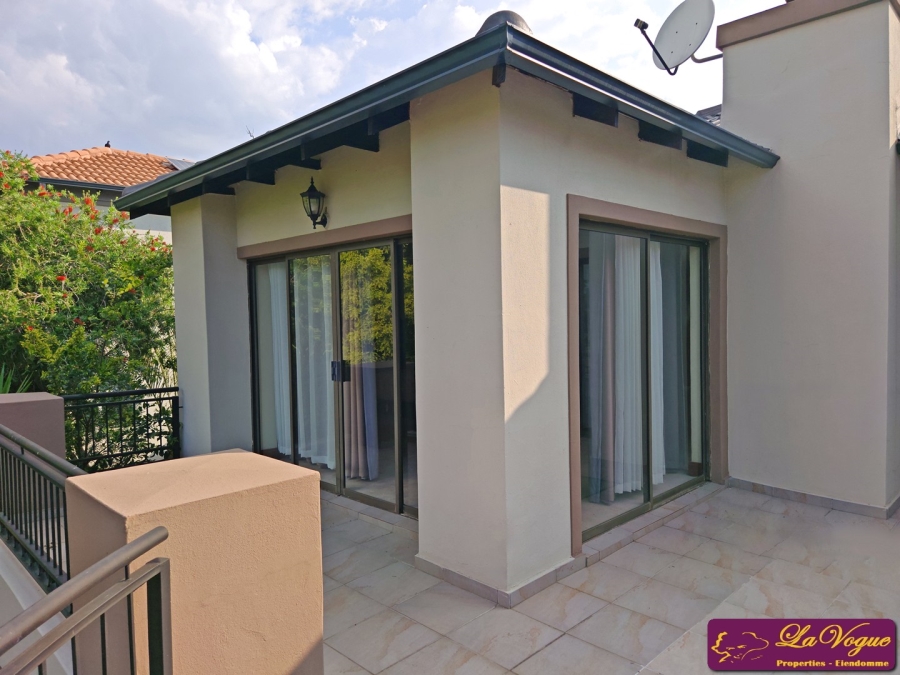 To Let 4 Bedroom Property for Rent in Blue Valley Golf Estate Gauteng