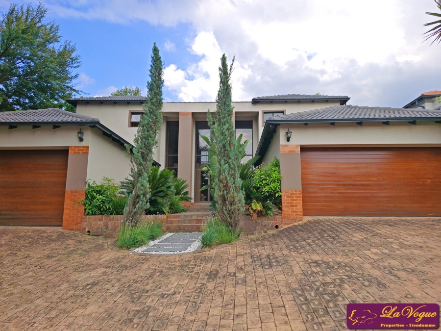 To Let 4 Bedroom Property for Rent in Blue Valley Golf Estate Gauteng