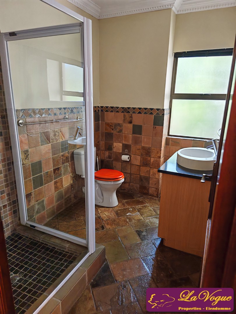 To Let 4 Bedroom Property for Rent in Blue Valley Golf Estate Gauteng