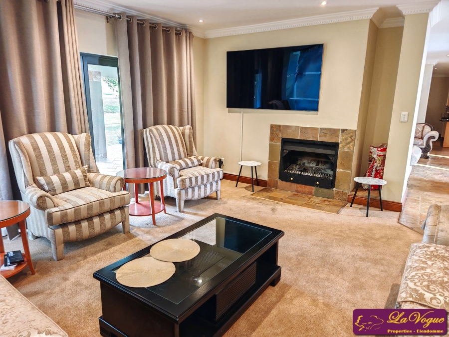 To Let 4 Bedroom Property for Rent in Blue Valley Golf Estate Gauteng