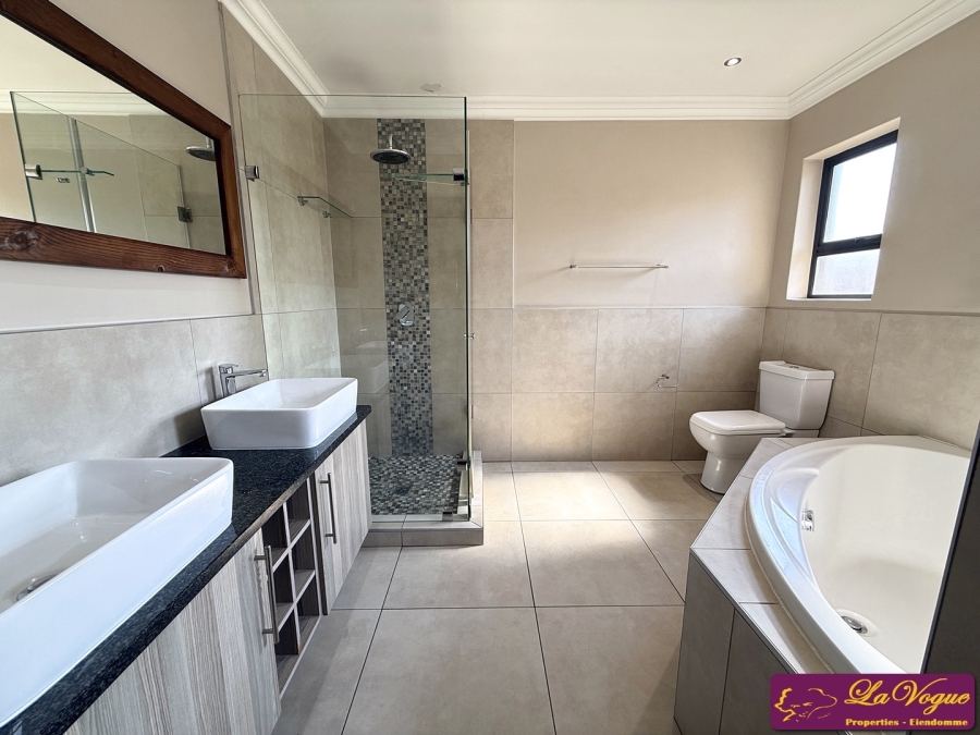To Let 4 Bedroom Property for Rent in Wapadrand Gauteng
