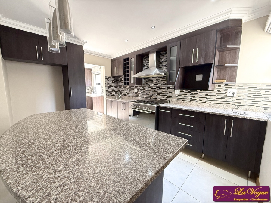 To Let 4 Bedroom Property for Rent in Wapadrand Gauteng