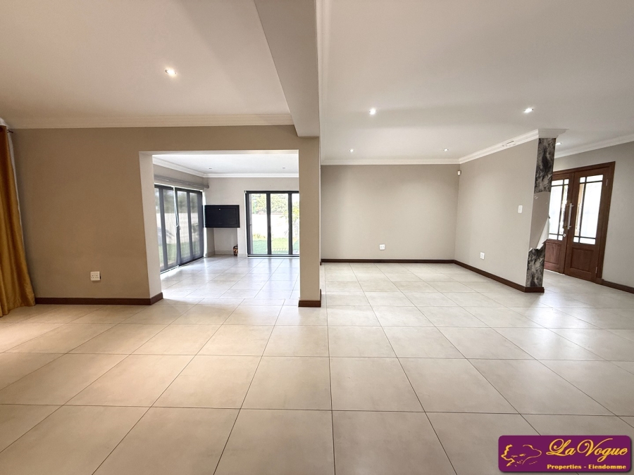 To Let 4 Bedroom Property for Rent in Wapadrand Gauteng