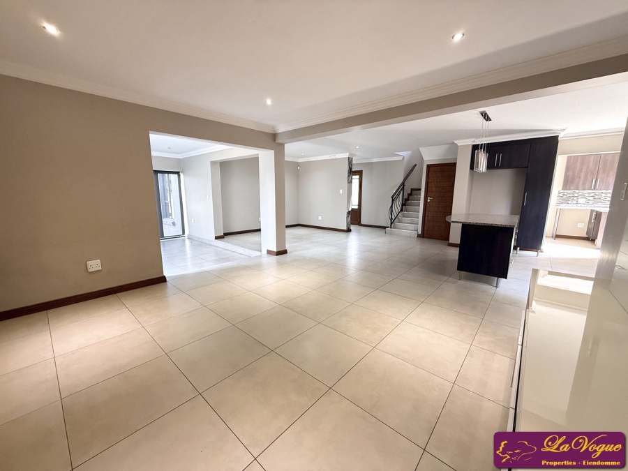 To Let 4 Bedroom Property for Rent in Wapadrand Gauteng