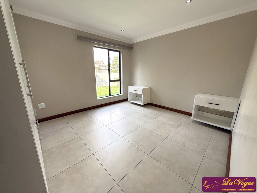 To Let 4 Bedroom Property for Rent in Wapadrand Gauteng