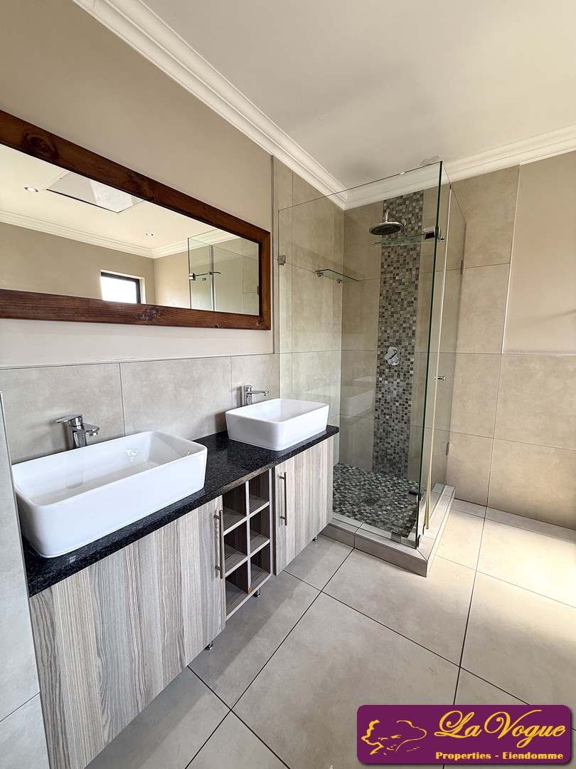 To Let 4 Bedroom Property for Rent in Wapadrand Gauteng