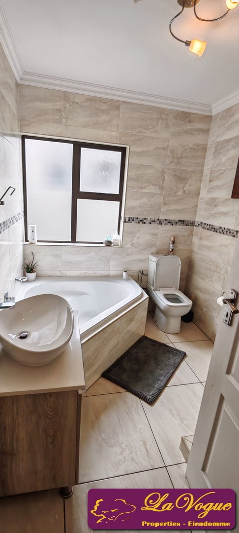 To Let 4 Bedroom Property for Rent in The Hills Game Reserve Estate Gauteng