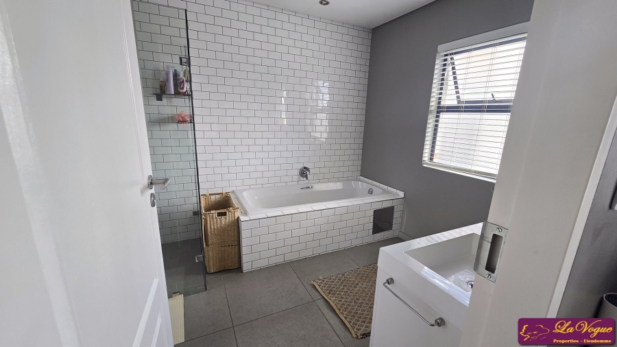 3 Bedroom Property for Sale in The Hills Game Reserve Estate Gauteng