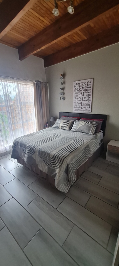 2 Bedroom Property for Sale in Petersfield Gauteng